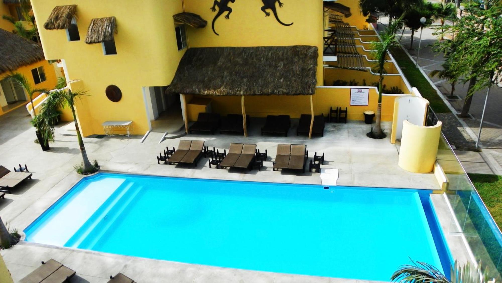 Zar Manzanillo Hotell Eksteriør bilde