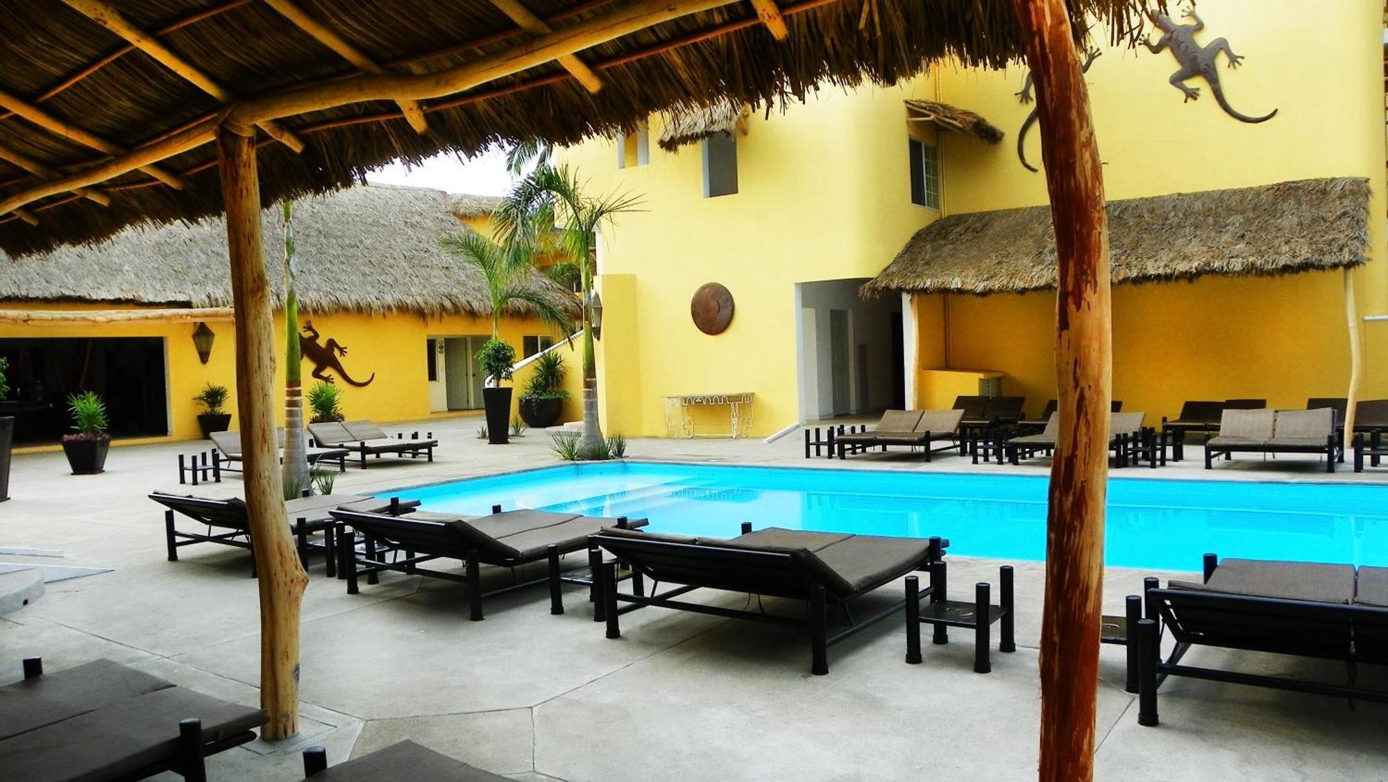 Zar Manzanillo Hotell Eksteriør bilde