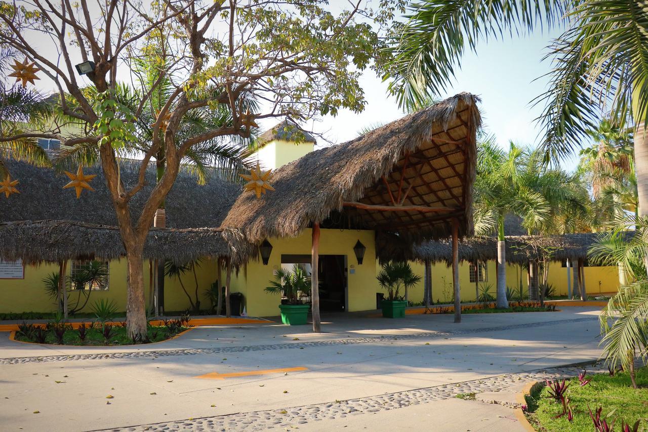 Zar Manzanillo Hotell Eksteriør bilde